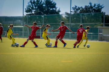 阿森纳这140年：赢了所有“不该输”的球，却输了唯一“必须赢”（配图示意）